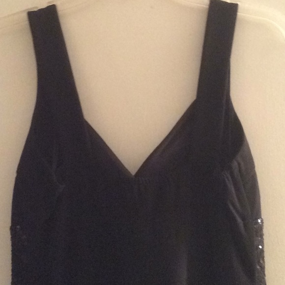 Stunning Little Black V Neck Dress   (R&M Richards - Picture 4 of 5